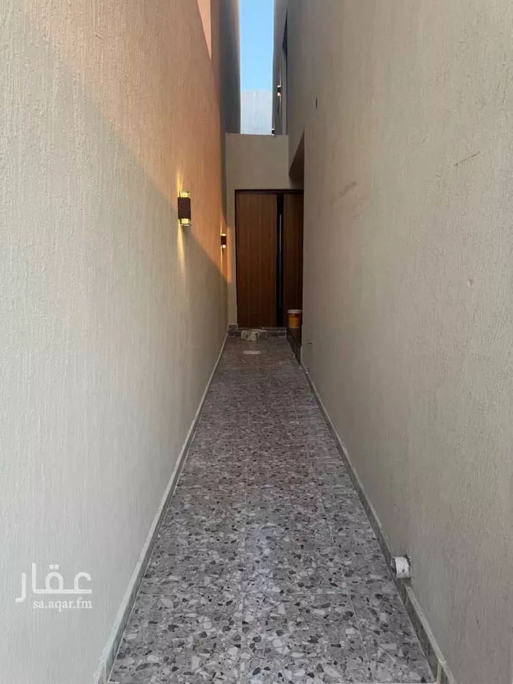 فيلا للبيع في شارع عبدالرحمن ابن كعب الانصاري, حي اللؤلؤ, مدينة الخبر, المنطقة الشرقية 8