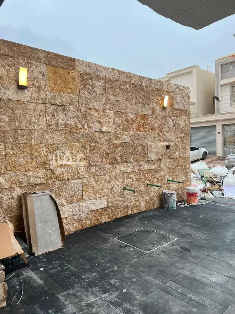 Floor for Sale in Riyadh Al Qadisiyah