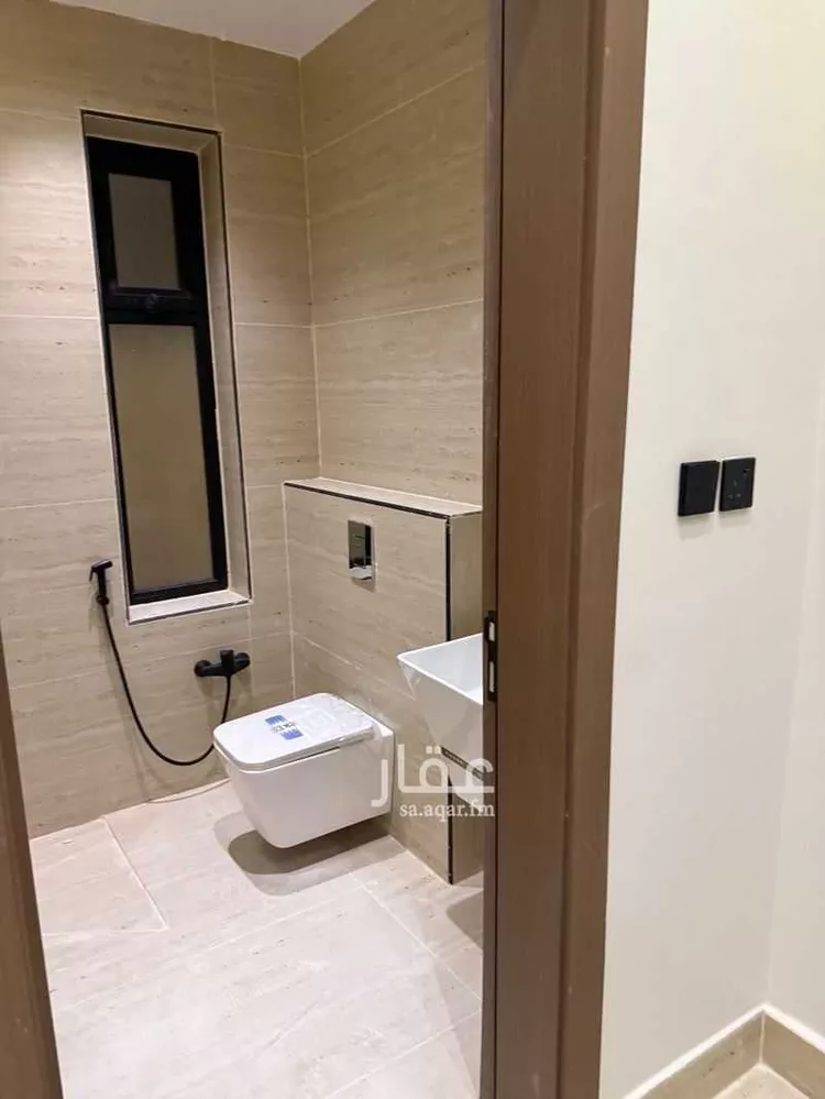 فيلا للبيع في شارع القاضي الفراء, حي البيان, مدينة الرياض, منطقة الرياض 8