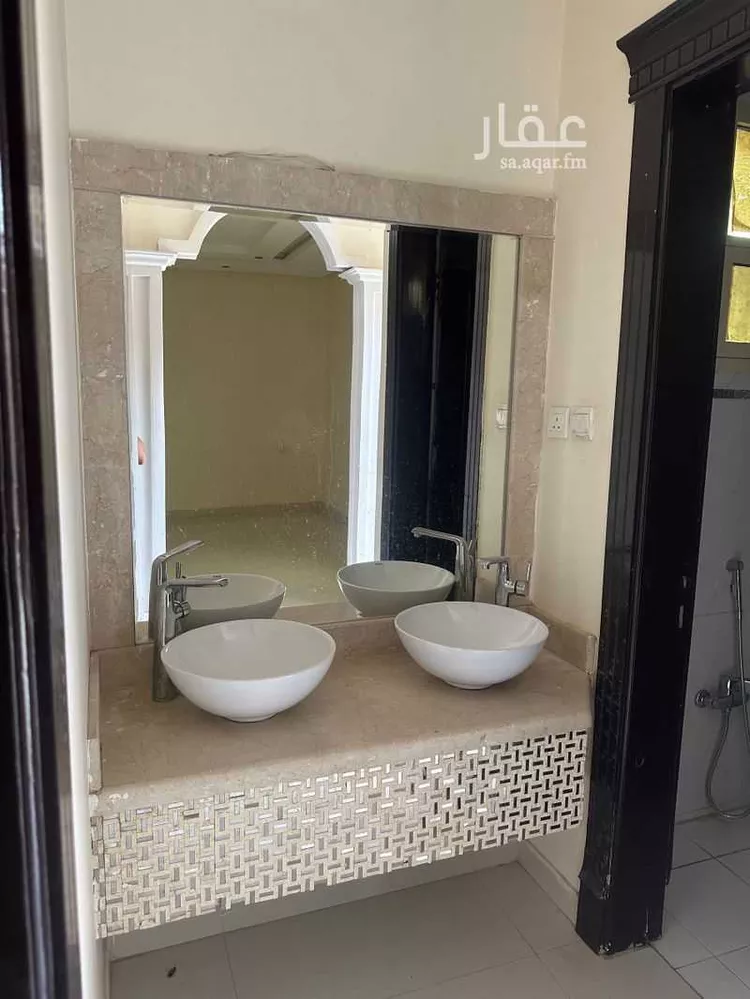 فيلا للإيجار في شارع مدركه, حي ظهرة لبن, مدينة الرياض, منطقة الرياض صورة 5
