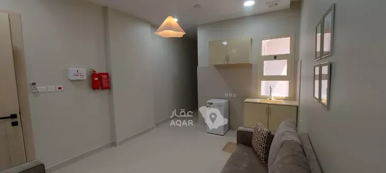 عمارة للإيجار في شارع بدر, حي الثقبة, مدينة الخبر, المنطقة الشرقية 8
