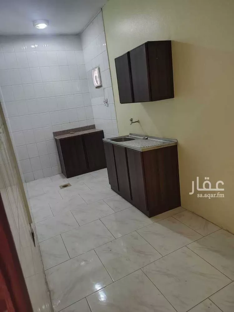 Building for Rent in Dammam Al Etisalat