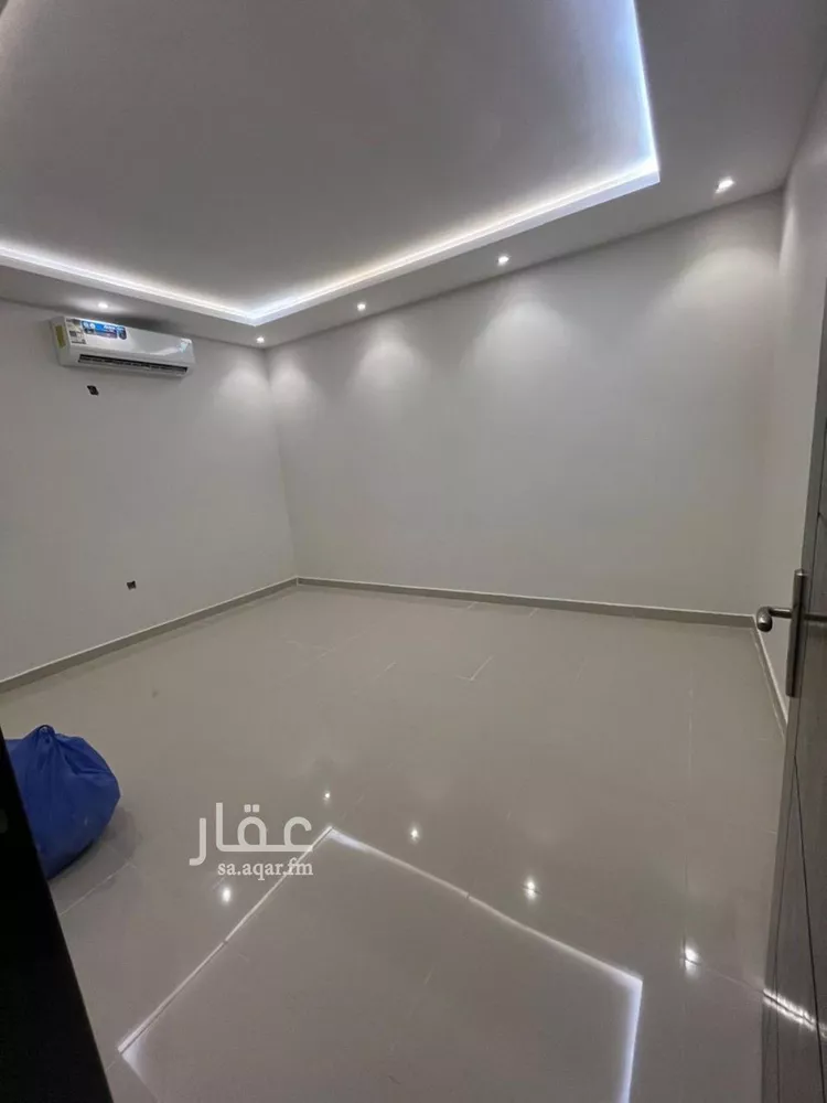 شقة للإيجار في شارع محمد بن عوجان, حي الحزم, مدينة الرياض, منطقة الرياض صورة 2