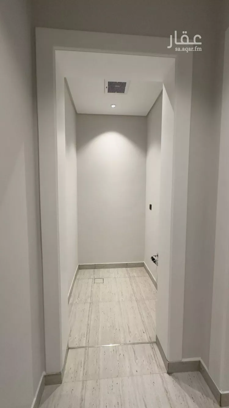 شقة للإيجار في شارع وادي هجر, حي الملقا, مدينة الرياض, منطقة الرياض صورة 3