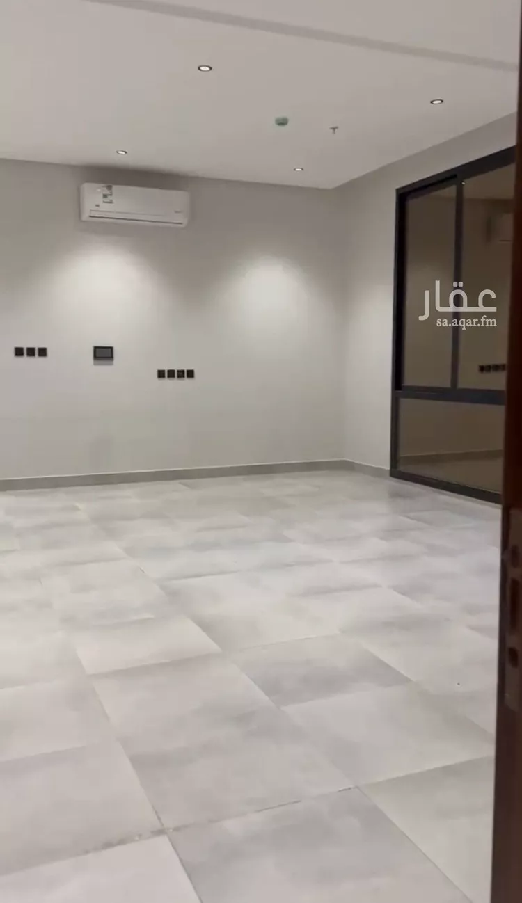شقة للإيجار في شارع الشيخ عبدالله بن جبرين, حي القيروان, مدينة الرياض, منطقة الرياض صورة 3