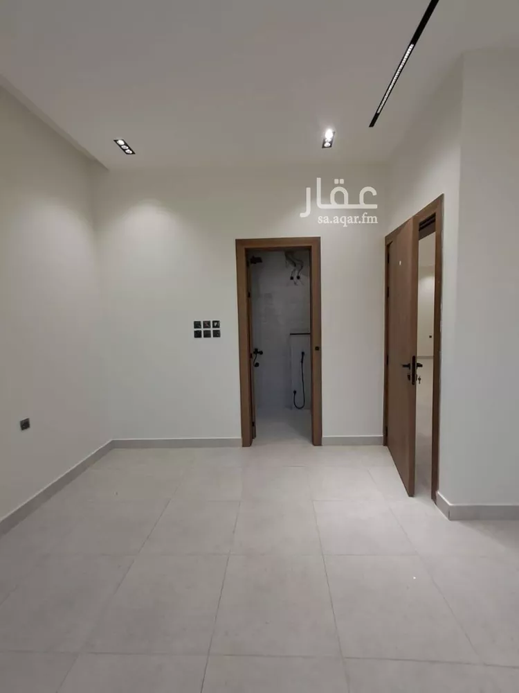 Floor for Sale in Riyadh Tuwaiq صورة 3