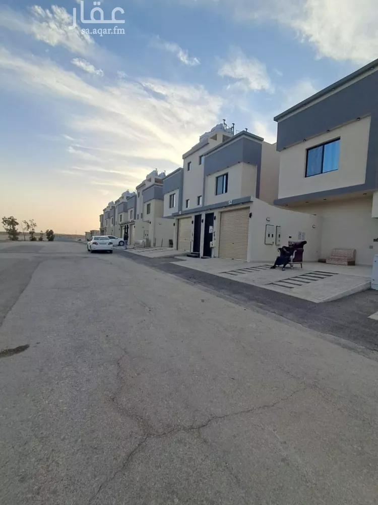 شقة للبيع في شارع طريق ابن تيمية الفرعي, حي بدر, مدينة الرياض, منطقة الرياض صورة 2