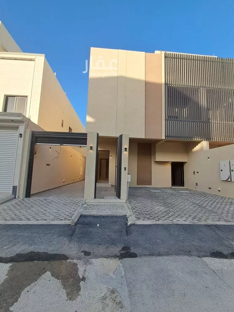 Floor for Sale in Riyadh Dirab