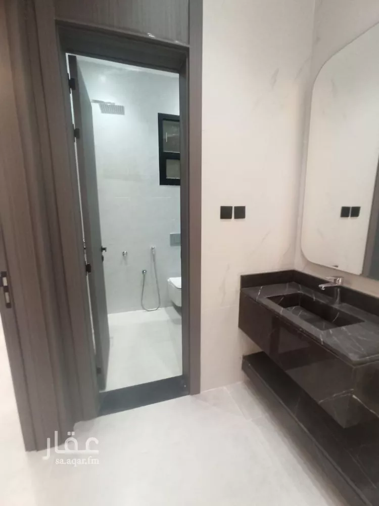 دور للبيع في شارع عبدالرحمن الهندي, حي طويق, مدينة الرياض, منطقة الرياض صورة 2