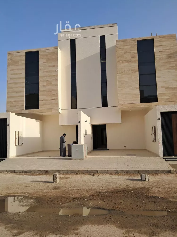 دور للبيع في شارع محمود الجويني, حي طويق, مدينة الرياض, منطقة الرياض 1 صورة