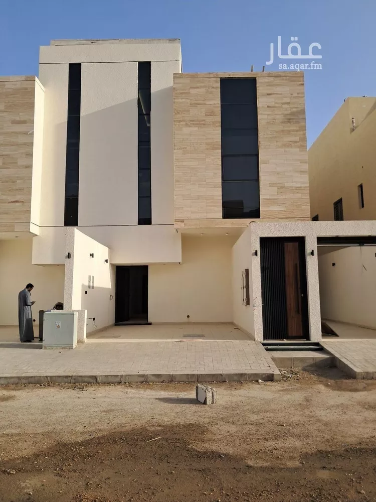 دور للبيع في شارع محمود الجويني, حي طويق, مدينة الرياض, منطقة الرياض صورة 2