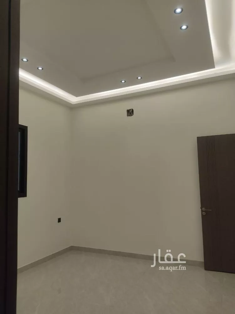 دور للبيع في شارع عبدالرحمن بن عثمان جمال, حي بدر, مدينة الرياض, منطقة الرياض صورة 5