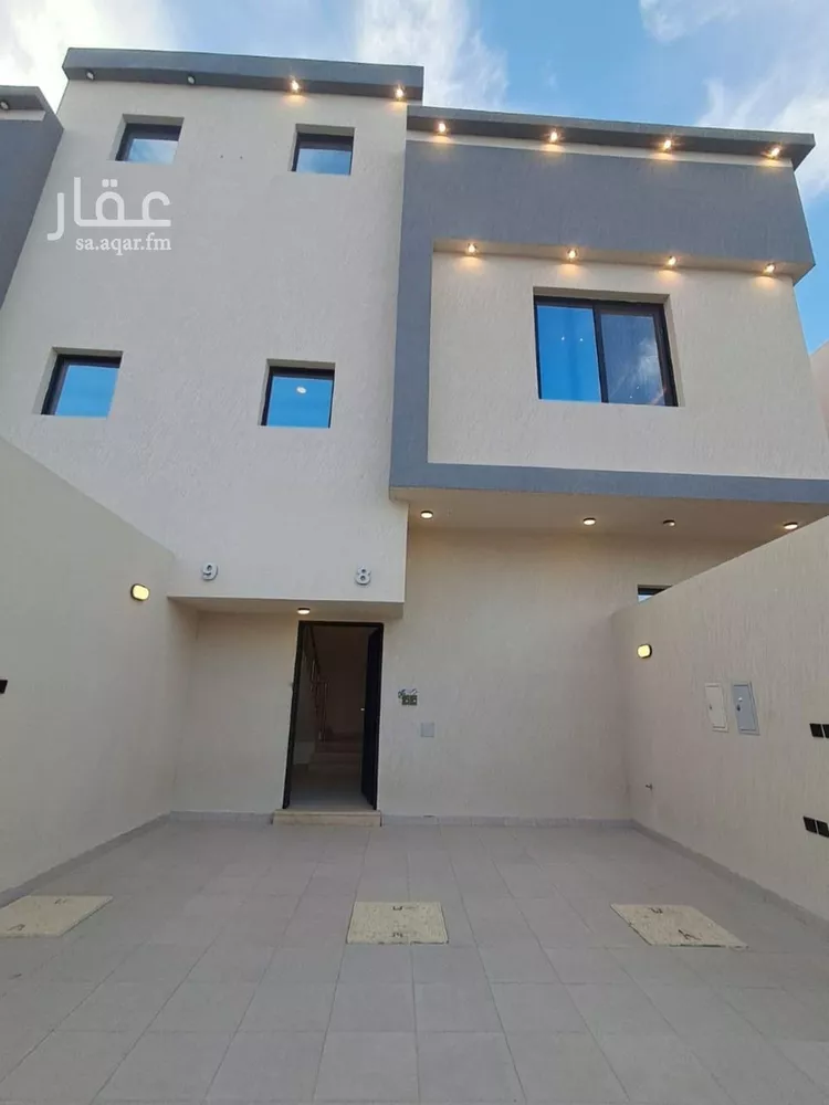 دور للبيع في شارع معاوية بن حديج, حي بدر, مدينة الرياض, منطقة الرياض صورة 3