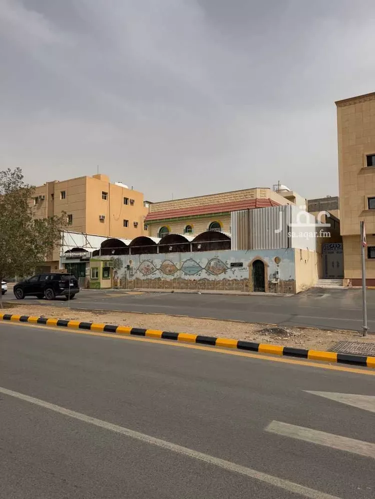 فيلا للبيع في شارع محمد بن دخيل, حي العقيق, مدينة الرياض, منطقة الرياض صورة 2