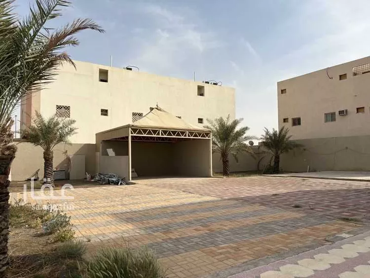 فيلا للإيجار في شارع الملك خالد بن عبد العزيز ، العيينة ، الدرعية صورة 2