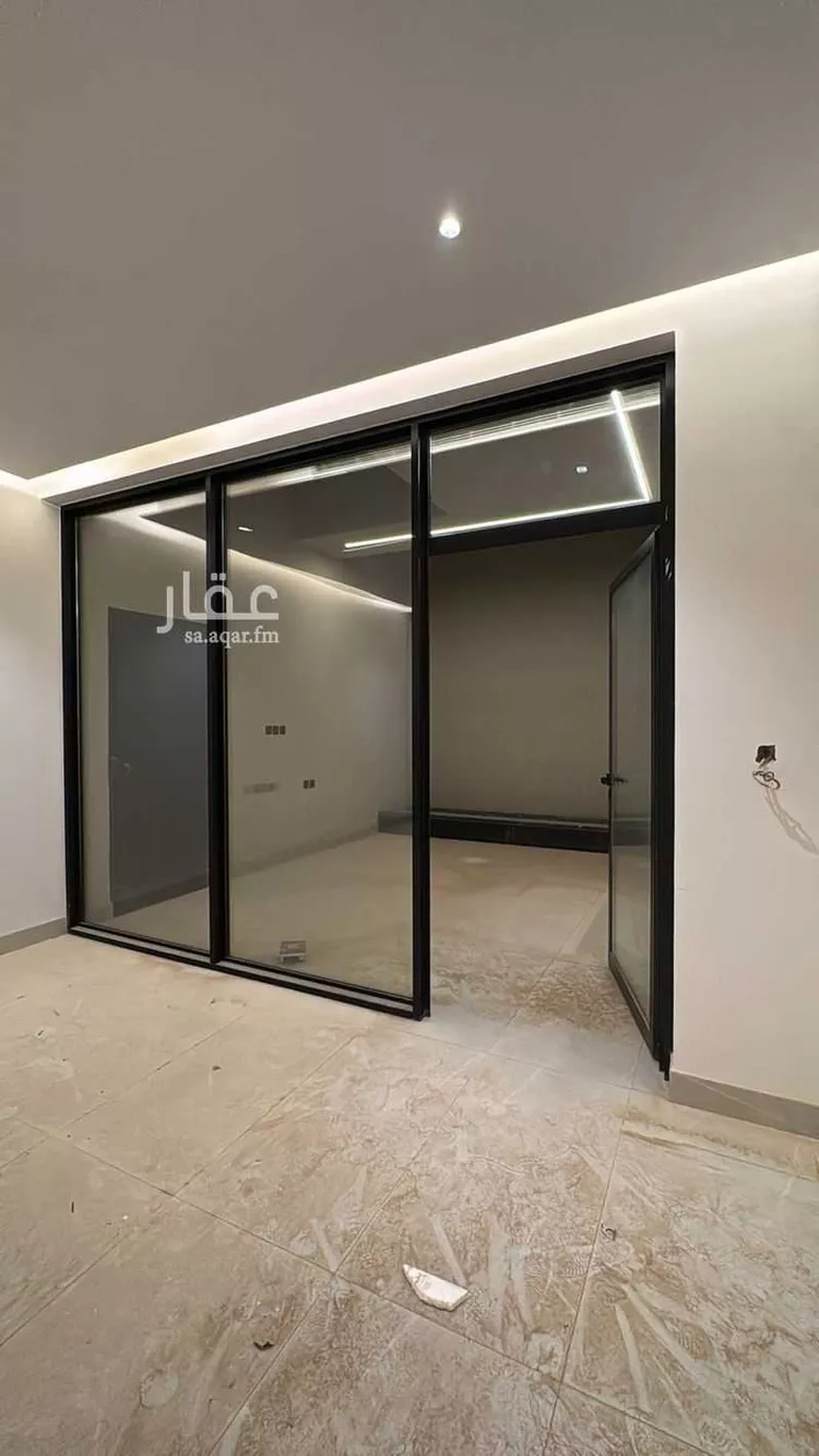 فيلا للبيع في شارع رقم 546, حي النرجس, مدينة الرياض, منطقة الرياض 21