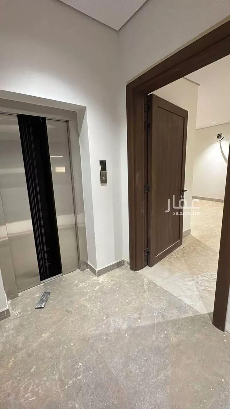 دور للبيع في شارع رقم 561, حي النرجس, مدينة الرياض, منطقة الرياض 16
