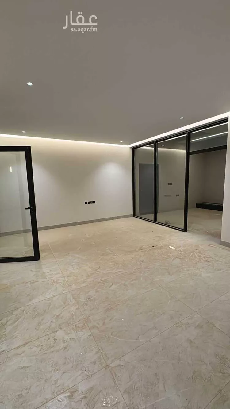 فيلا للبيع في شارع رقم 546, حي النرجس, مدينة الرياض, منطقة الرياض 22