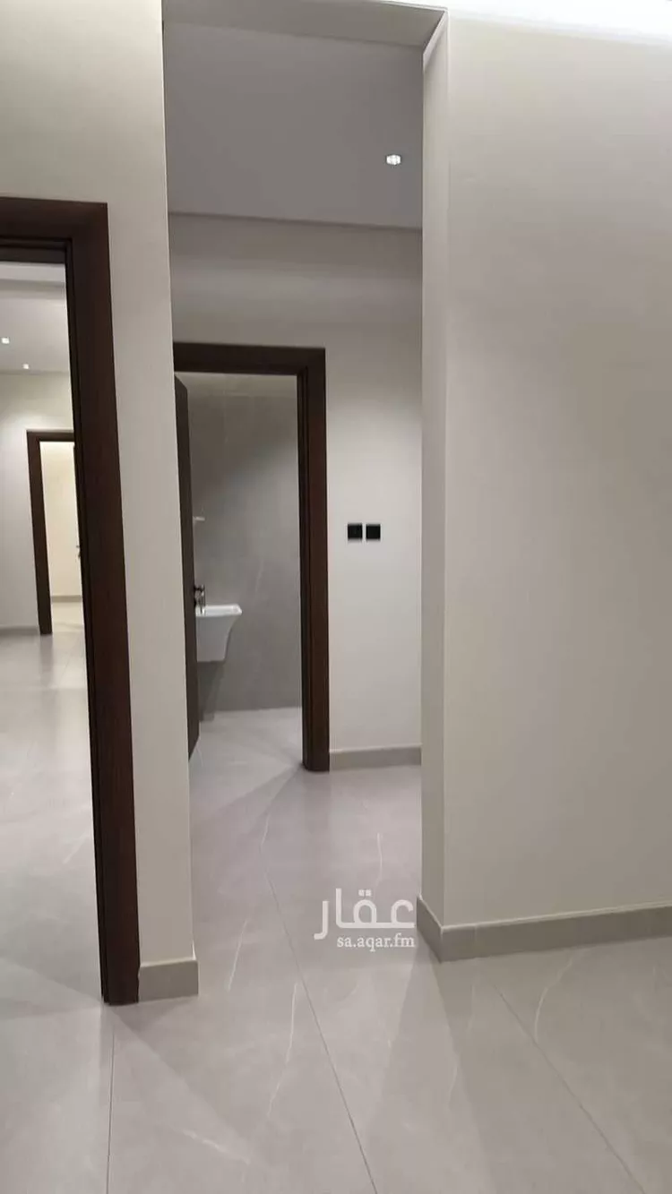 فيلا للبيع في شارع رقم 267, حي الملقا, مدينة الرياض, منطقة الرياض 16