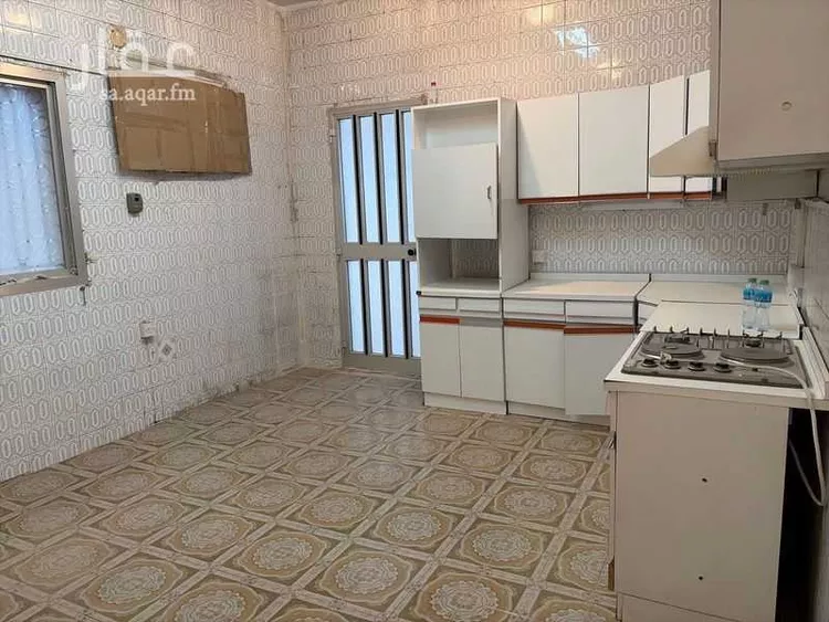 فيلا للبيع في شارع القزويني, حي العليا, مدينة الرياض, منطقة الرياض 8