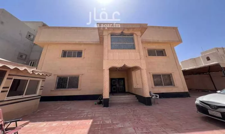 فيلا للبيع في شارع ابن عباد ، حي ظهرة البديعة ، الرياض ، منطقة الرياض صورة 3