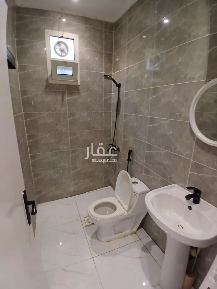 شقة للإيجار في شارع المقاماتي, حي الحمراء, مدينة الرياض, منطقة الرياض صورة 4