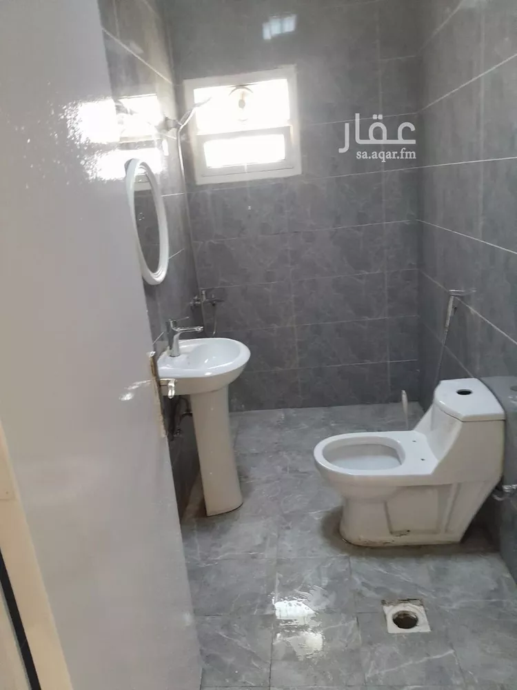 شقة للإيجار في شارع عبدالواحد الأزجي, حي قرطبة, مدينة الرياض, منطقة الرياض 18