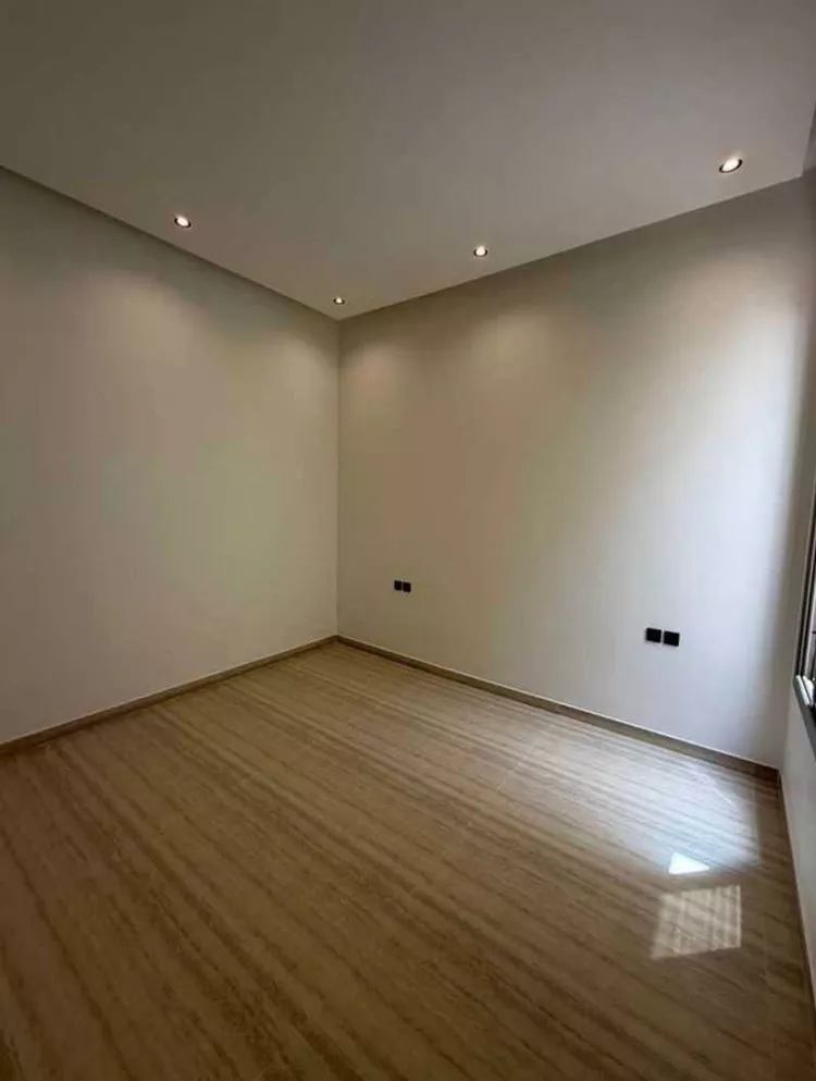 Floor for Sale in Riyadh Ar Rayan صورة 5