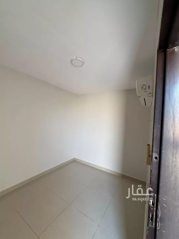 دور للإيجار في شارع رقم 338, حي النرجس, مدينة الرياض, منطقة الرياض 15