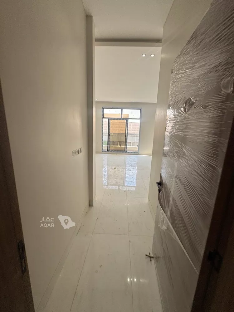 فيلا للبيع في شارع عبدالعزيز البواردي, حي الخليج, مدينة الرياض, منطقة الرياض صورة 5