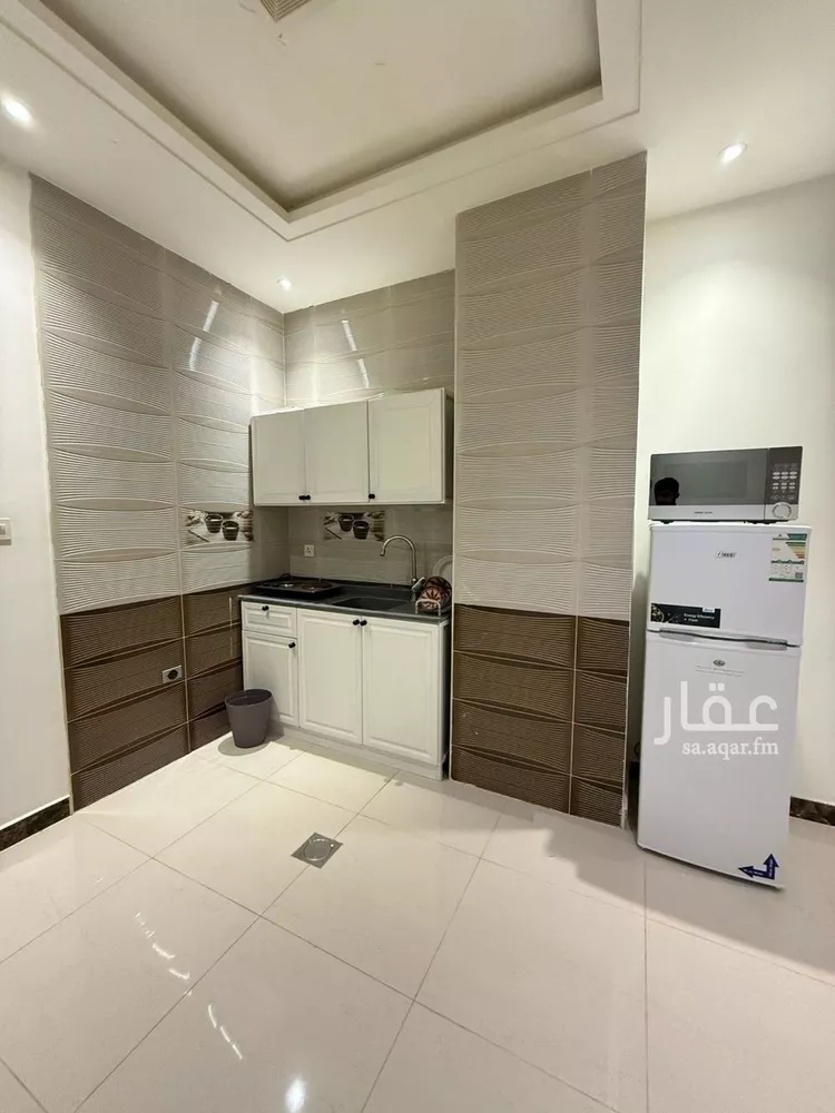 شقة للإيجار في شارع طريق الملك فهد بن عبدالعزيز, حي صناعية الفوازية, مدينة الخبر, المنطقة الشرقية 9