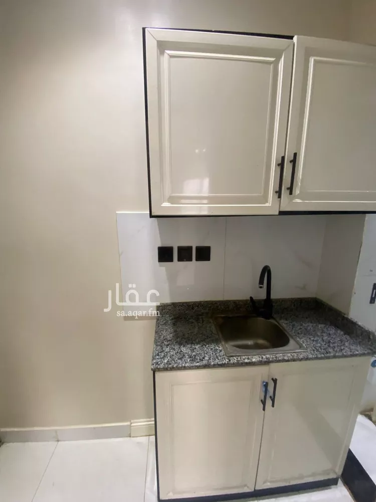 شقة للإيجار في شارع عبدالله بن شهيوين, حي الملقا, مدينة الرياض, منطقة الرياض صورة 2