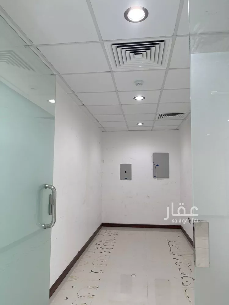 مكتب تجاري للإيجار في شارع انس بن مالك, حي الملقا, مدينة الرياض, منطقة الرياض صورة 5