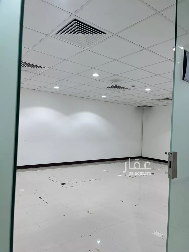 Commercial Office for Rent in Riyadh Al Malqa صورة 3