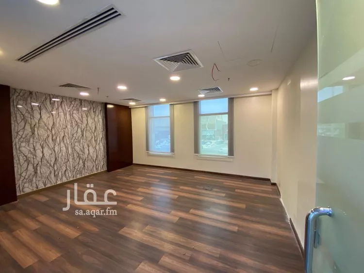 Commercial Office for Rent in Riyadh Al Malqa