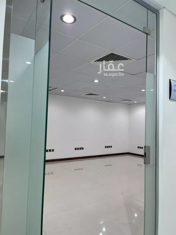 Commercial Office for Rent in Riyadh Al Malqa صورة 4