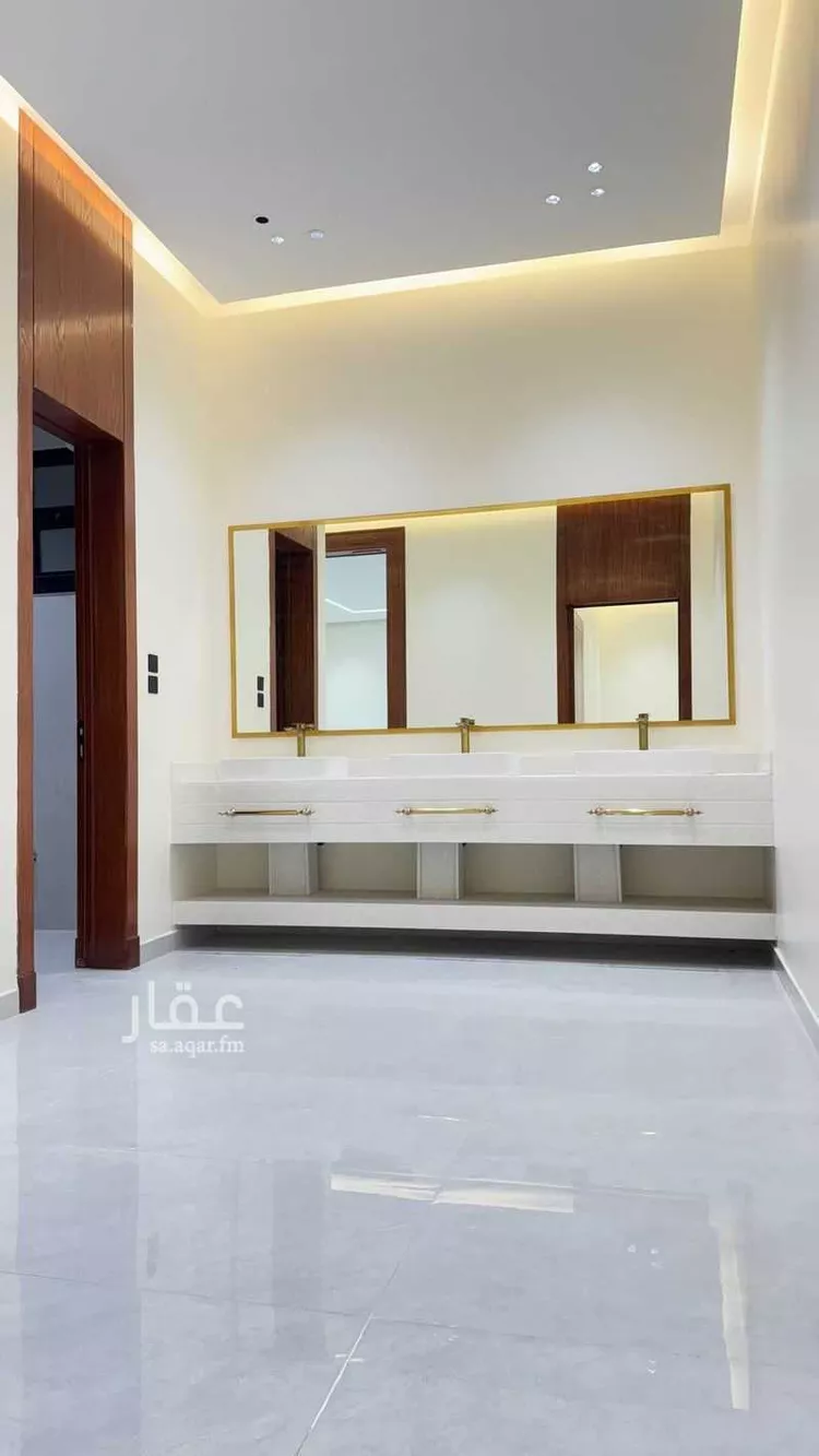 فيلا للبيع في شارع مؤرج بن منيع, حي الفيصلية, مدينة الخرج, منطقة الرياض 8
