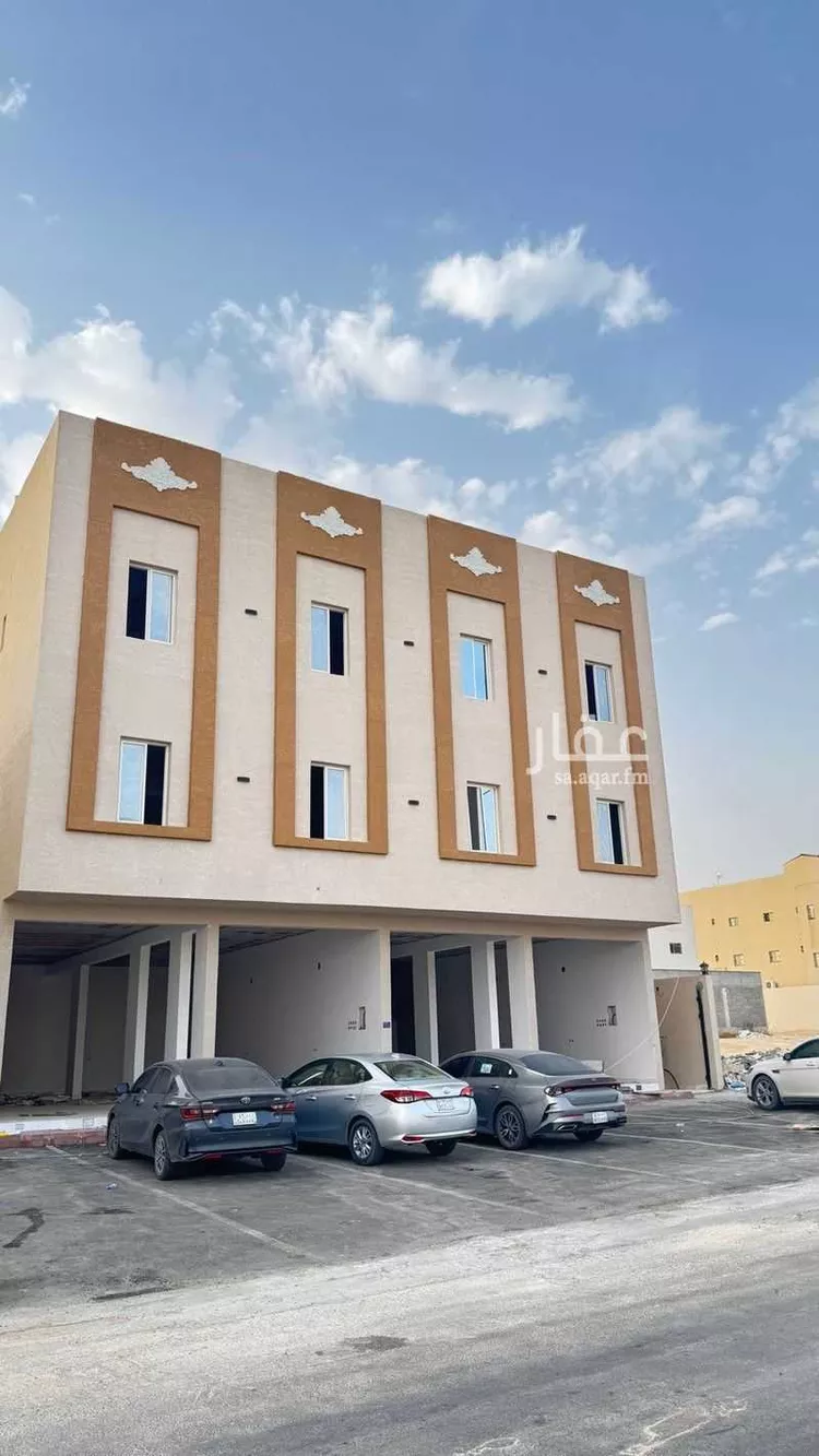 فيلا للبيع في شارع غير مسمي 476  0301, حي الفيصلية, مدينة الخرج, منطقة الرياض صورة 2