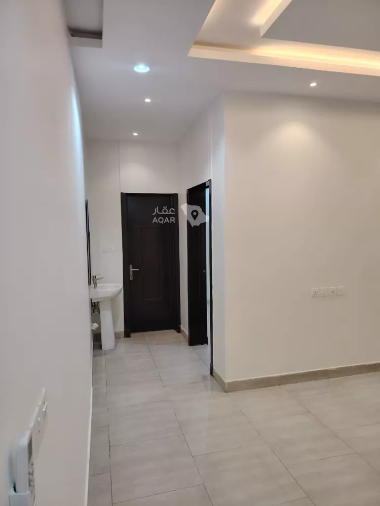 Apartment for Rent in Riyadh Al Arid 3