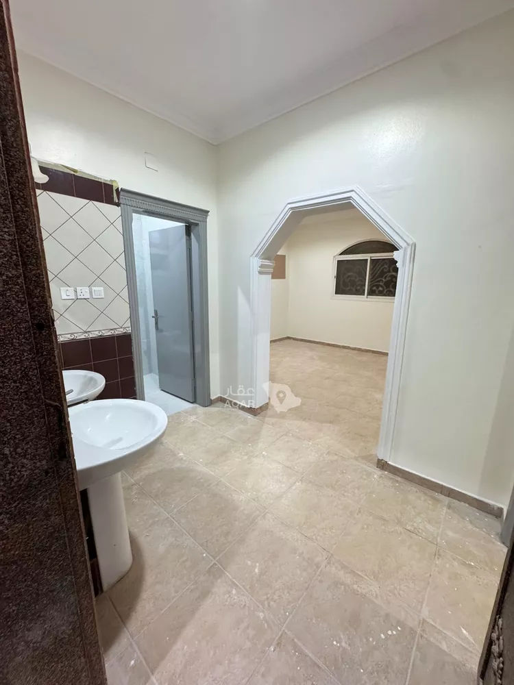 دور للإيجار في شارع رقم 9, حي العزيزية, مدينة الرياض, منطقة الرياض 4