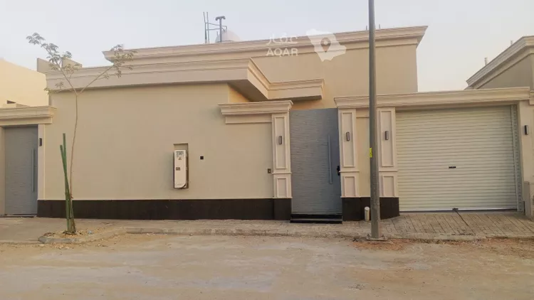 Floor for Sale in Al Kharj Mishrif