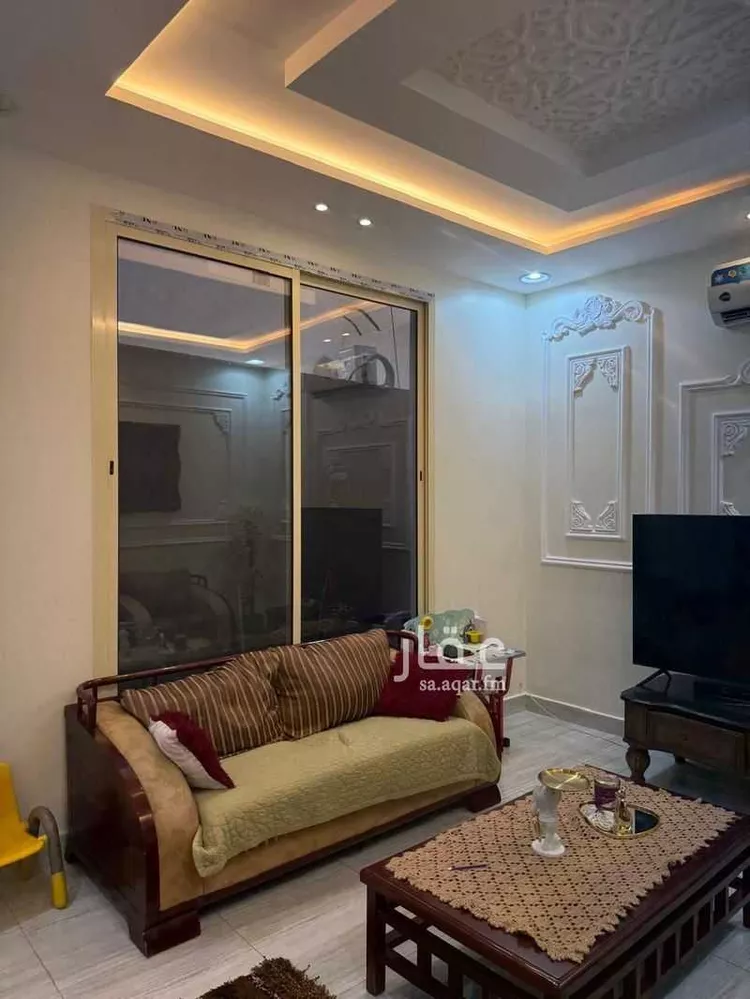 فيلا للبيع في شارع الميدان بن صخر, حي الرمال, مدينة الرياض, منطقة الرياض صورة 3