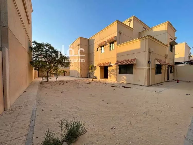 فيلا للبيع في شارع الاسيال 6, حي جلمودة, مدينة مدينه الجبيل الصناعيه, المنطقة الشرقية صورة 2