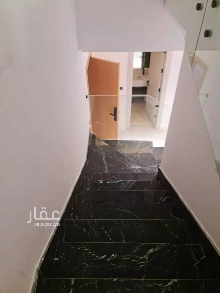 فيلا للإيجار في شارع خليفة بن بديع, حي المحمدية, مدينة الرياض, منطقة الرياض 16