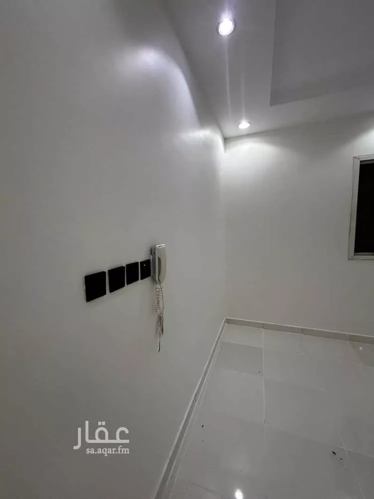 شقة للإيجار في شارع الصفي ، حي السعادة ، الرياض ، منطقة الرياض صورة 4