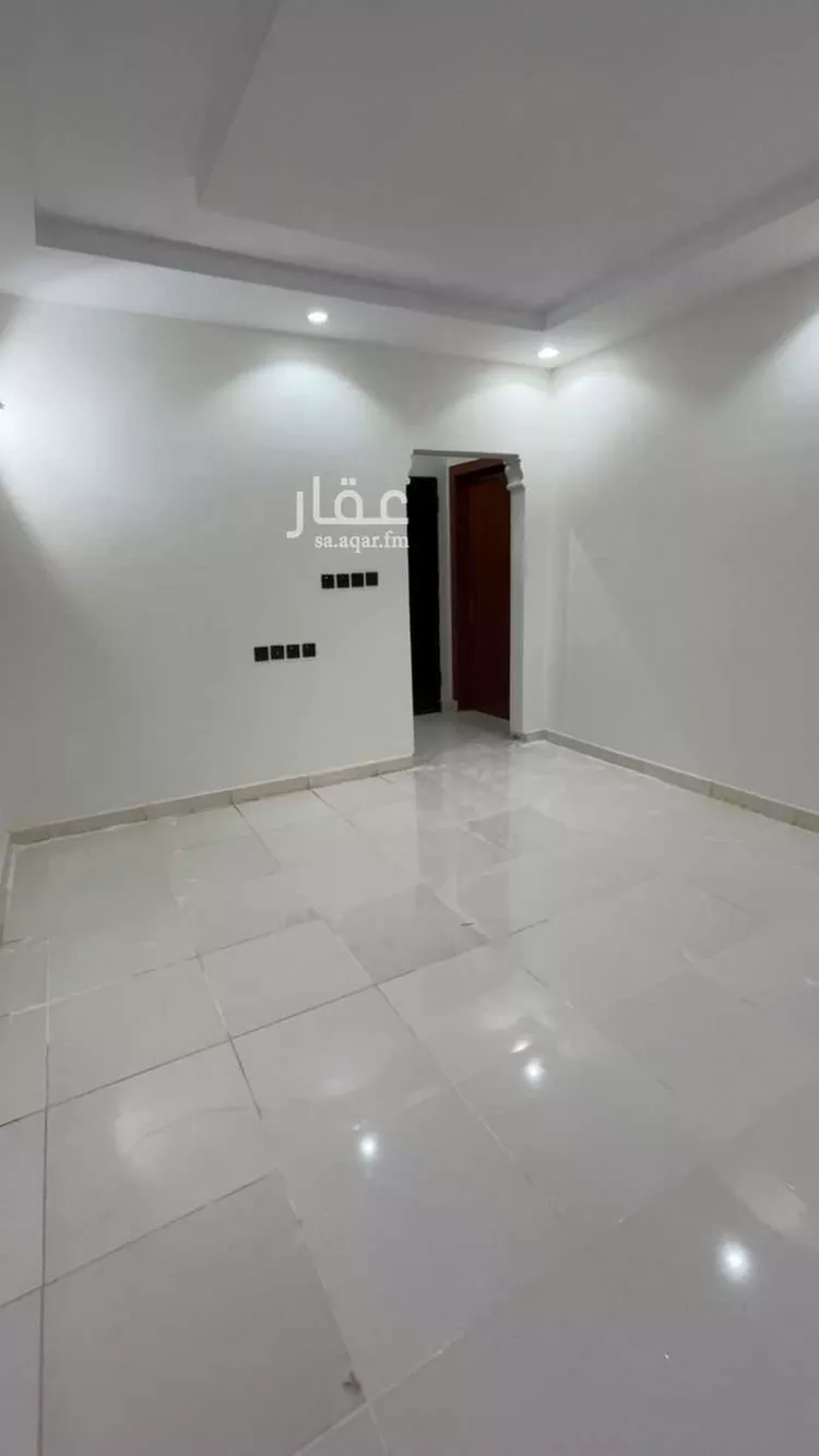 شقة للإيجار في شارع الصفي ، حي السعادة ، الرياض ، منطقة الرياض صورة 3