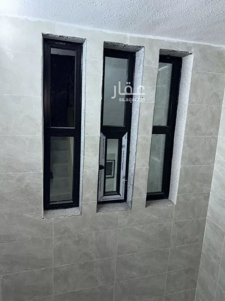 Building for Sale in Dammam Al Badiyah