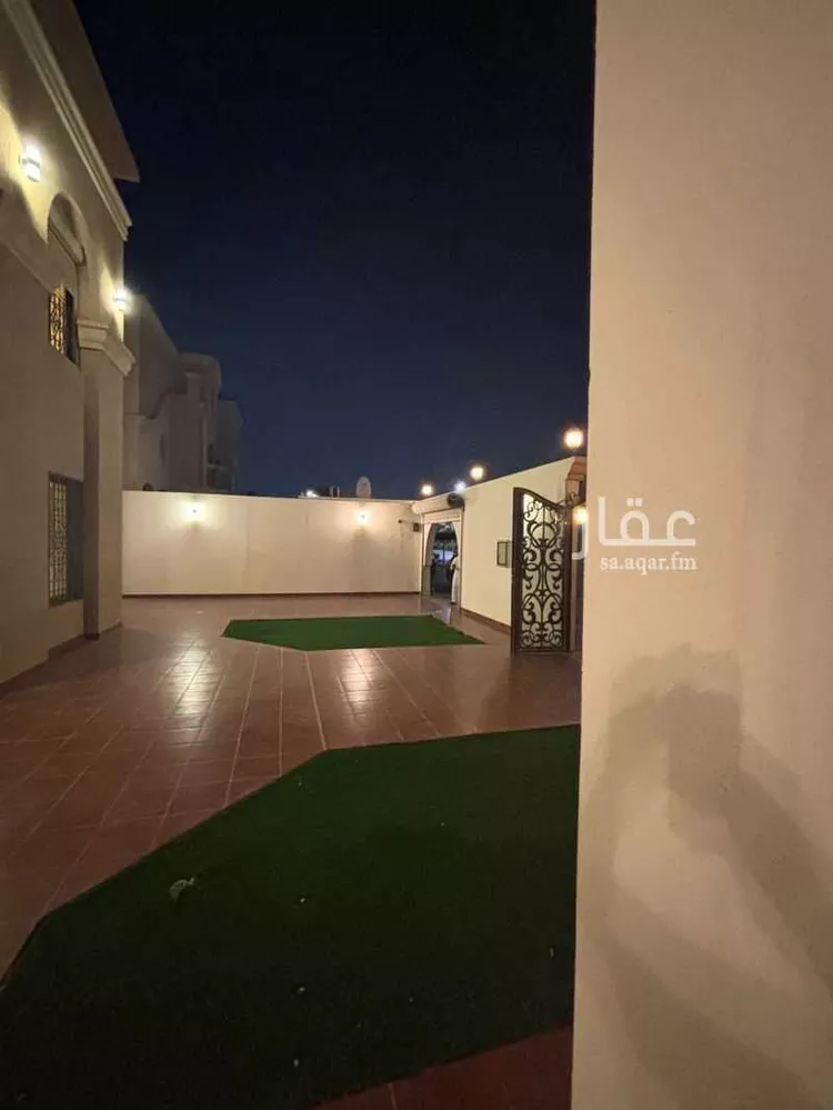 فيلا للبيع في شارع الليلك, حي المنتزة, مدينة الدمام, المنطقة الشرقية 7