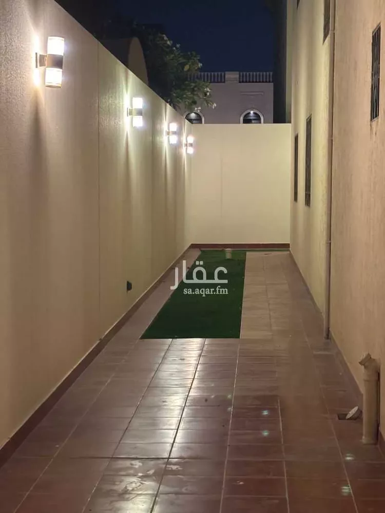 فيلا للبيع في شارع الليلك, حي المنتزة, مدينة الدمام, المنطقة الشرقية صورة 2
