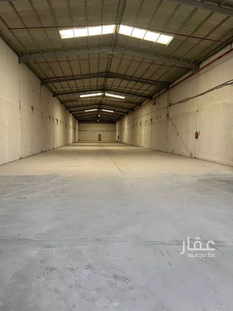 مستودع للإيجار في شارع رقم 18, حي المنصورية, مدينة الرياض, منطقة الرياض